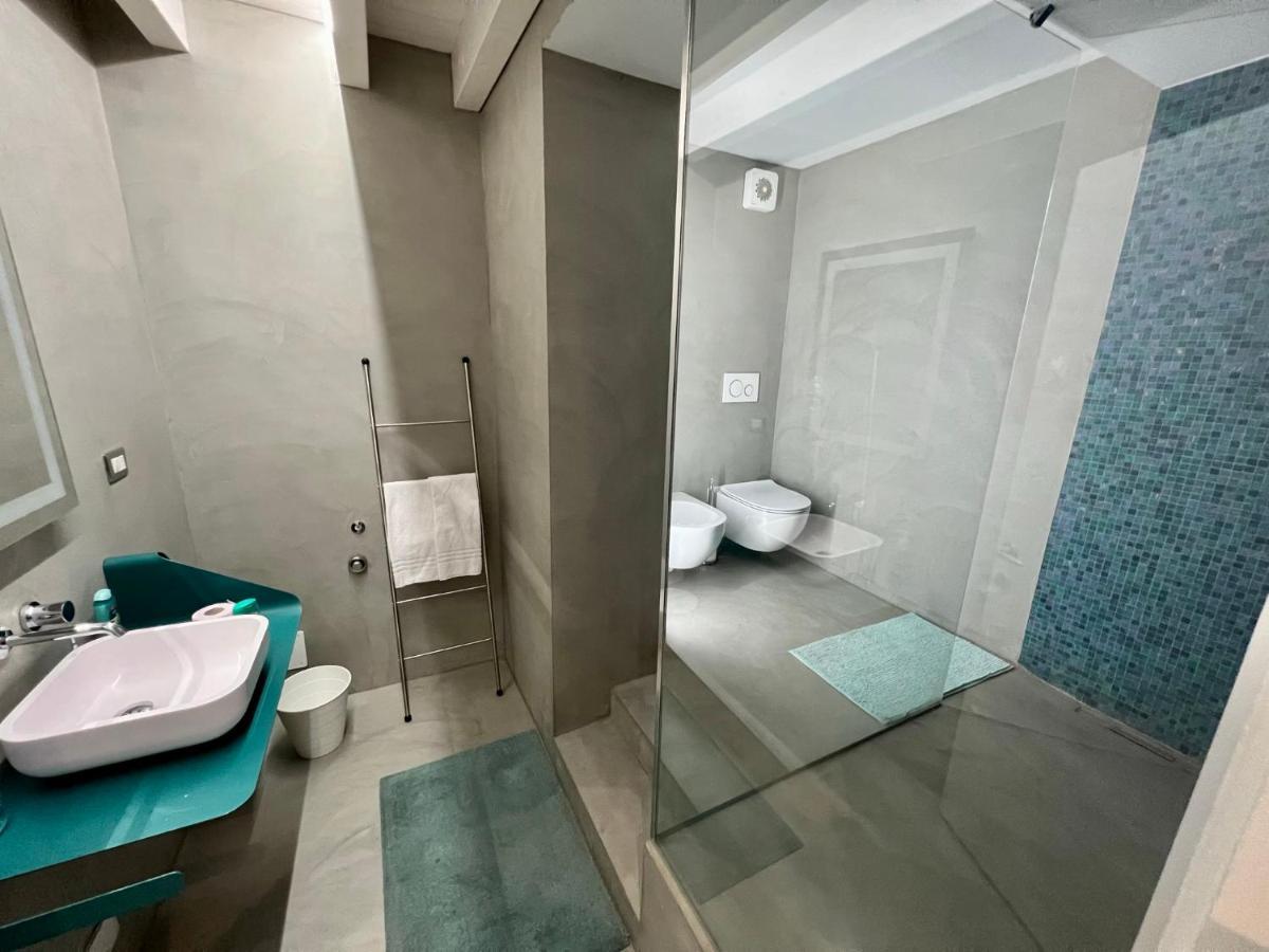 Larius Apartment Комо Экстерьер фото